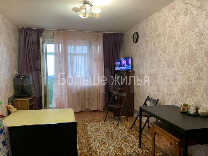 4-к. квартира, 80 м², 8/9 эт.