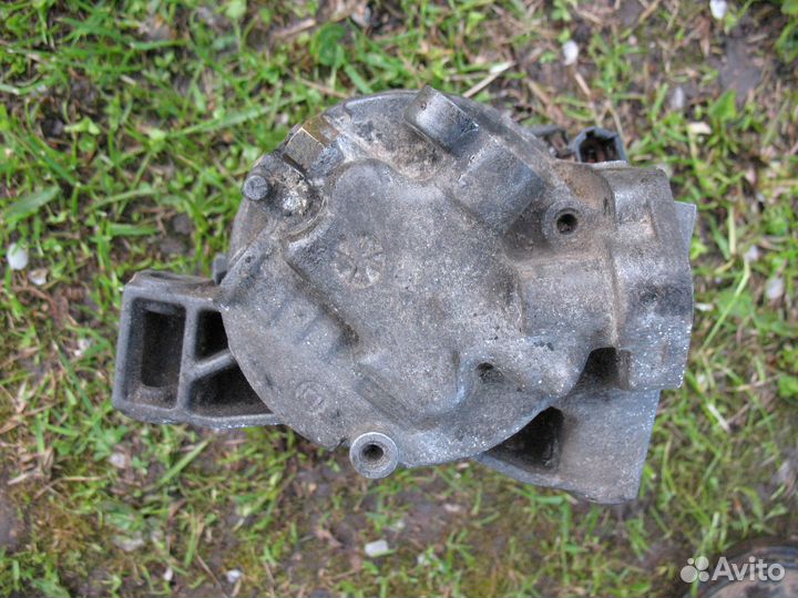 Компрессор кондиционера Nissan QG16DE/QG18DE, QR20