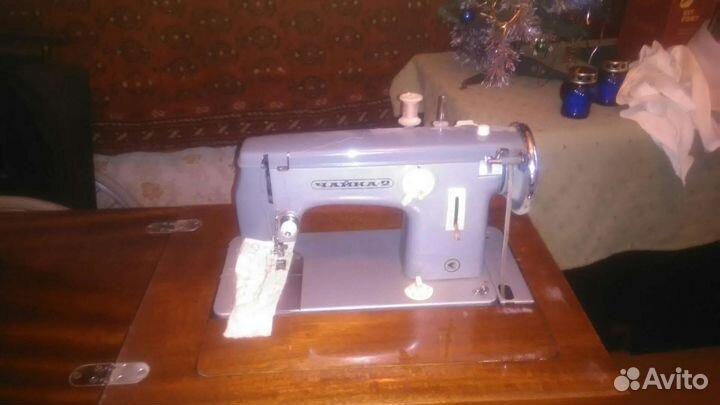 Швейная машинка Чайка