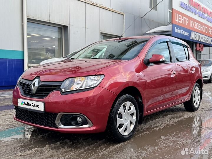 Renault Sandero 1.6 AT, 2016, 95 800 км