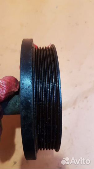 Шкив коленвала на Toyota Land Cruiser 100 2uzfe