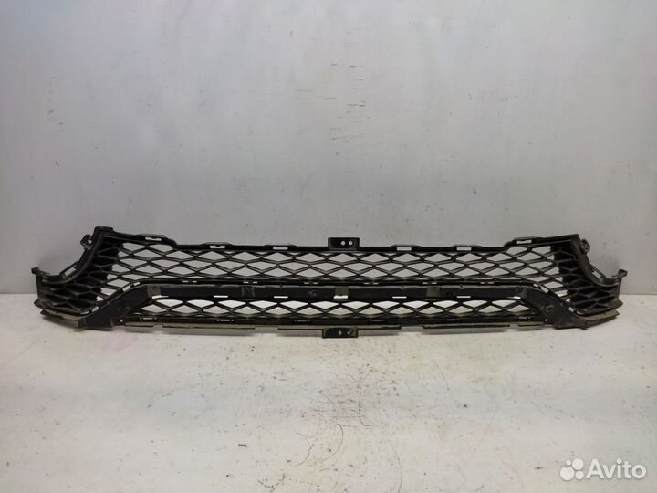 Решетка бампера передняя Лада Веста Кросс 2015