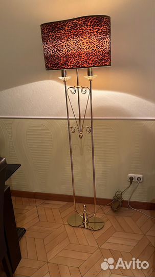 Люстра и торшер