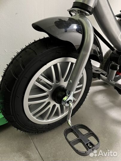 Трехколесный велосипед коляска