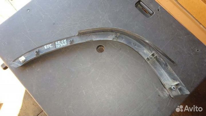 Накладка на крыло задняя левая Honda Cr-V RD1 B20B