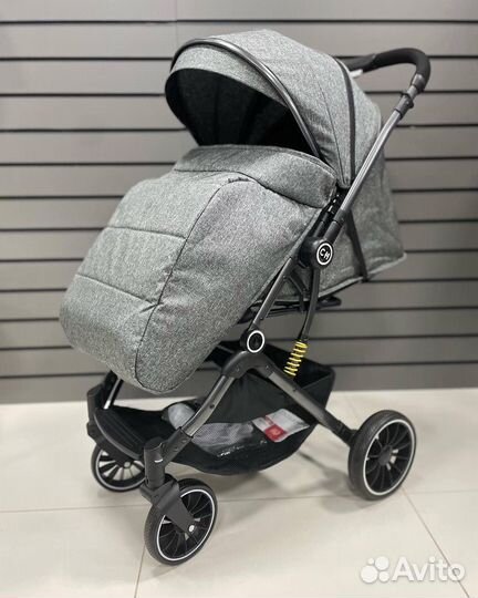 Прогулочная коляска LuxMom 525
