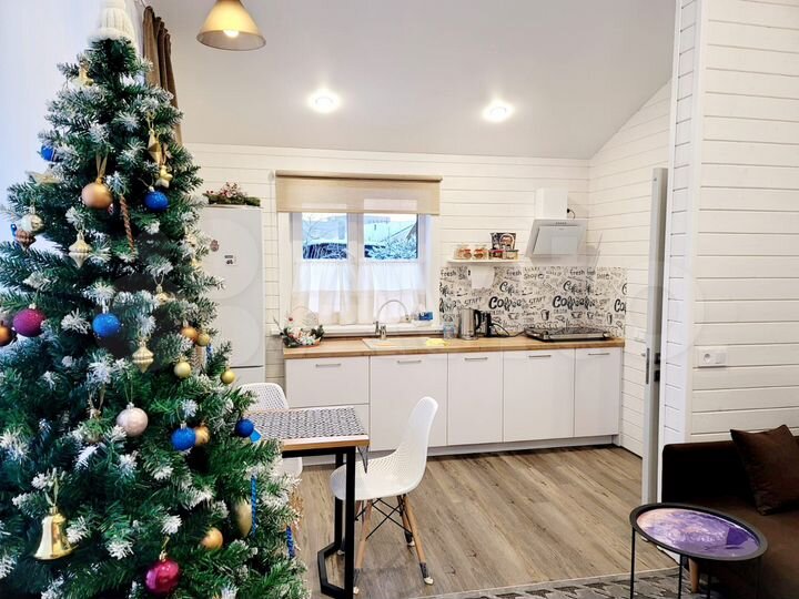 Дом 58 м² на участке 7 сот.