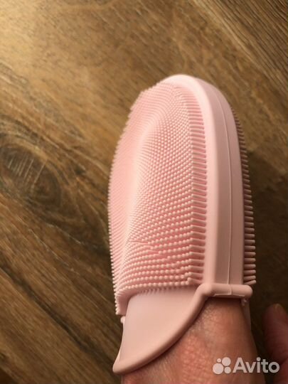 Губка-варежка для мытья, силиконовая. KuchenLand