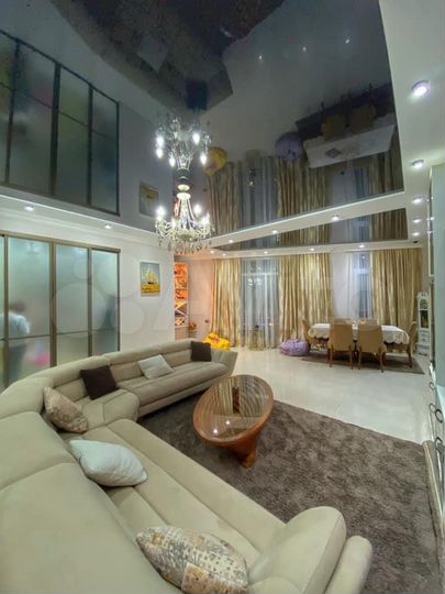 4-к. квартира, 148 м² (Грузия)