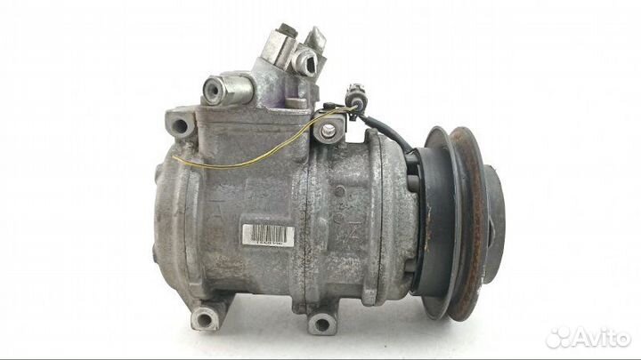 Компрессор кондиционера Toyota Granvia KCH10 1kzte
