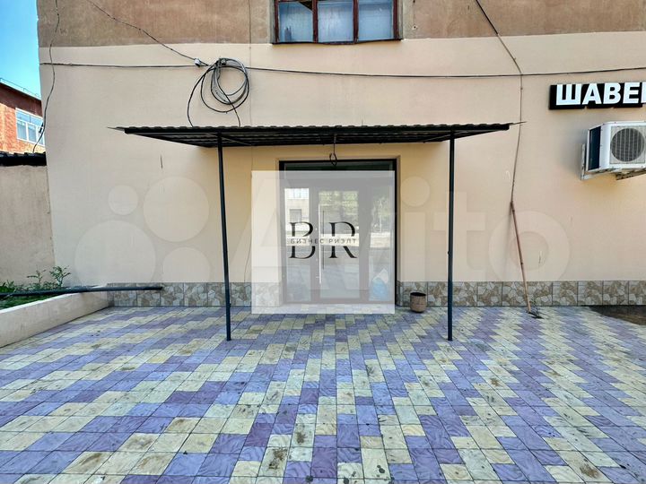 Отдельный вход Торговля Вытяжка Общепит, 72.2 м²