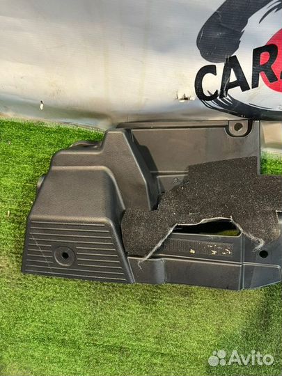 Пластик салона Toyota Sienta NSP172 2NR-FKE 2018