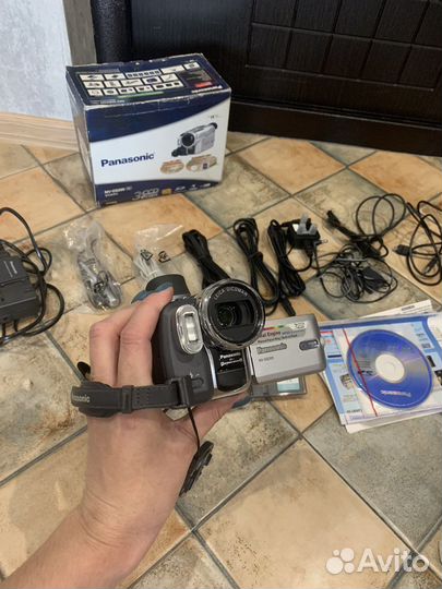 Видеокамера panasonic NV-GS200