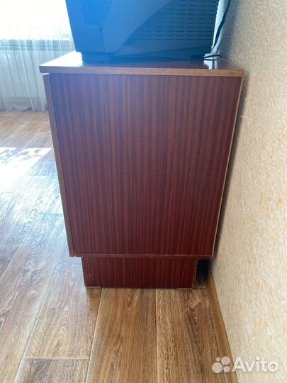 Тумба под телевизор