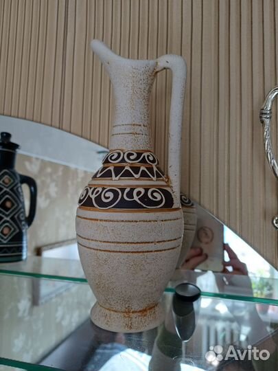 Кувшины, вазочки (латунь,керамика)