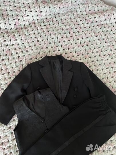 Костюм смокинг для мальчика