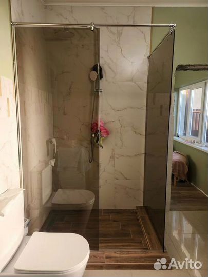 Душевая кабина, душевая перегородка