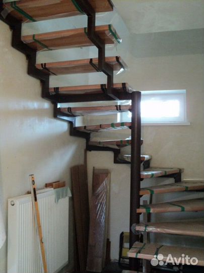 Лестница из металла