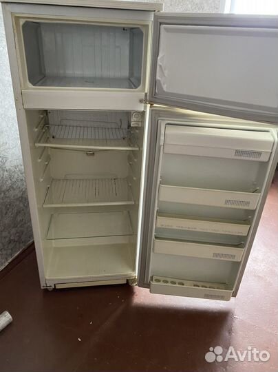Холодильник на запчасти