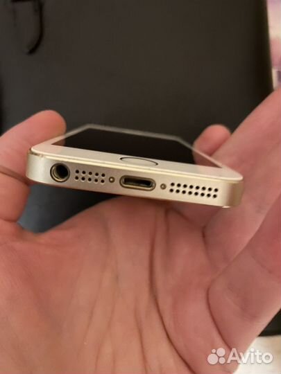 Телефон iPhone 5s