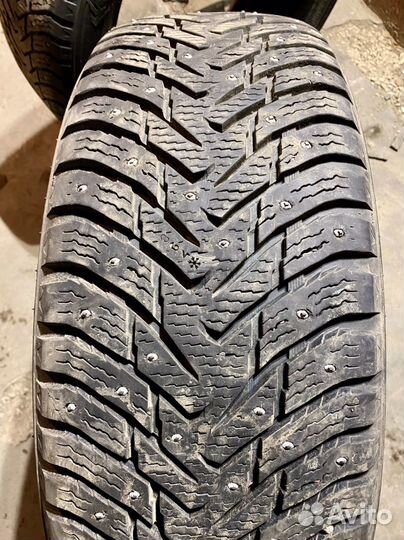 Nokian Tyres Hakkapeliitta 8 SUV 235/55 R20