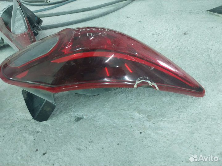 Задний левый фонарь Mazda 3 BM хэтчбек