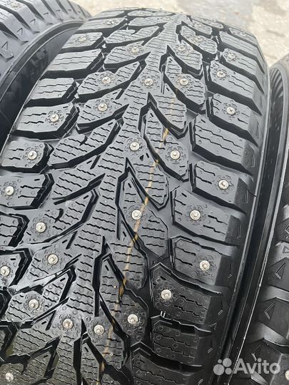 Kumho WinterCraft Ice Wi32 205/55 R16