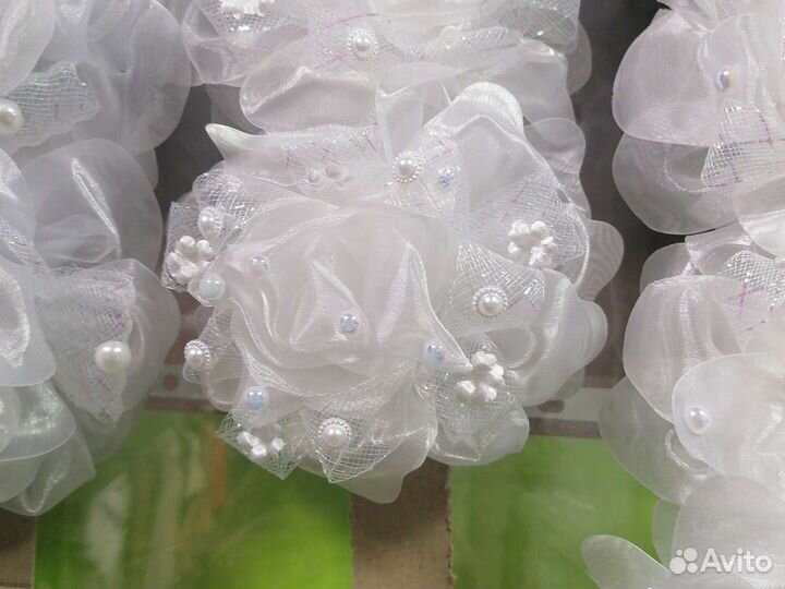 Банты для волос белые на резиночке