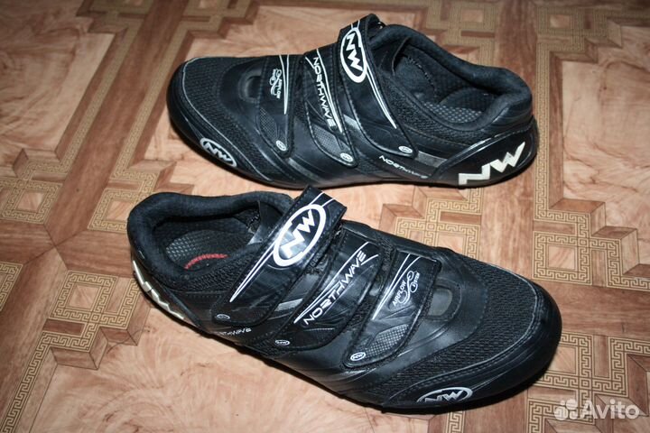 Велотуфли Northwave 42 + шипы Shimano