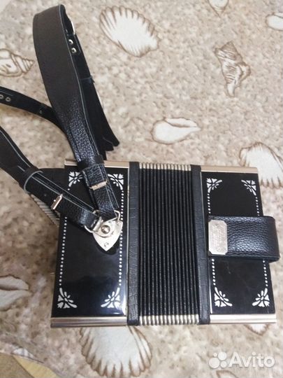 Гармонь тульская