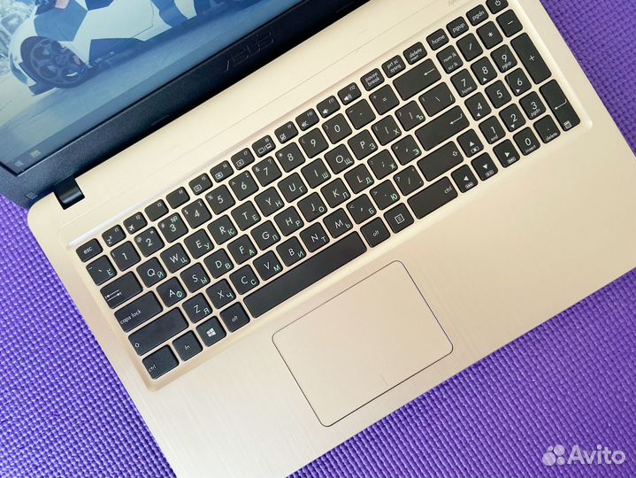 Быстрый Ноутбук Asus 4 Ядра / SSD + Сумка