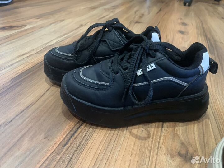 Обувь для девочки