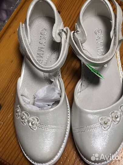 Туфли новые для девочек
