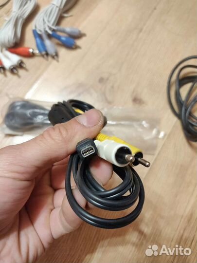 Тюльпаны провода разные