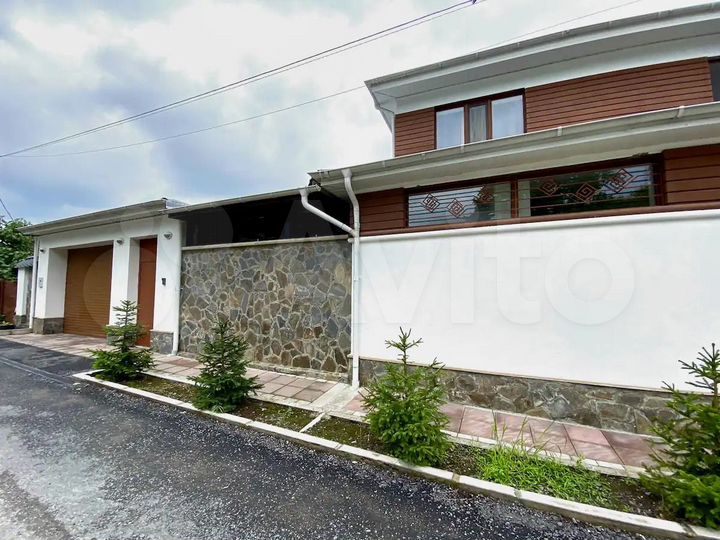 Дом 117 м² на участке 3,6 сот.