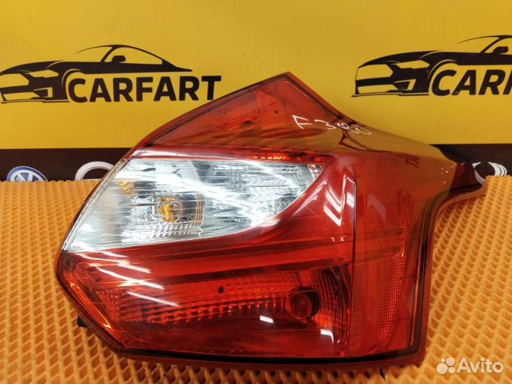 Фонарь задний правый Ford Focus 3 CB8 pnda 1.6