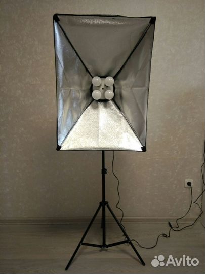 Софтбокс со штативом для съёмки в студии