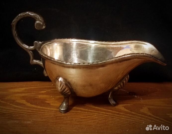 Конфетница, чашки, ложка серебряная. Винтаж