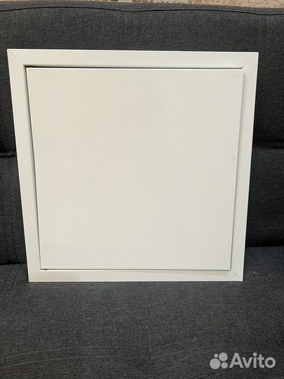 Люк ревизионный 30х30 металлический