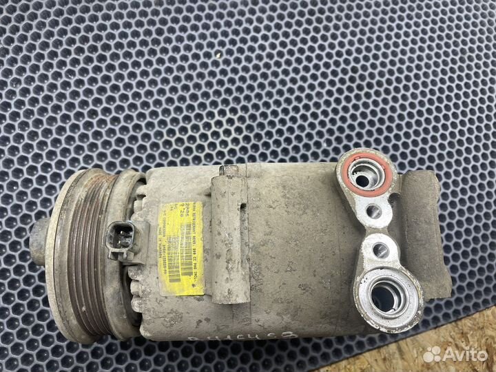 Компрессор кондиционера Volvo S40 B4164S3