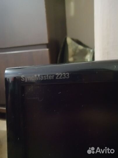 Монитор Samsung Syncmaster2233