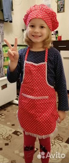 Фартучки новые для девчули