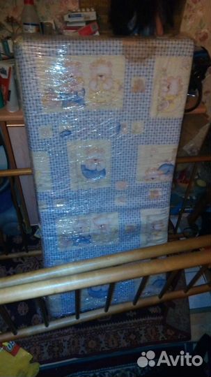 Детская кроватка