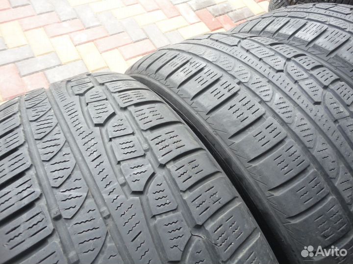 Nokian Tyres WR G2 235/60 R17