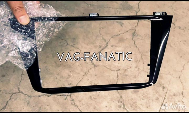 Рамка магнитолы и климата tiguan 2021