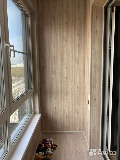 Остекление и отделка балкона под ключ