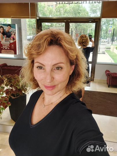 Подруга в театр, на концерт, в караоке