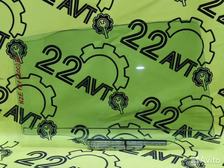 Стекло заднее правое Toyota Corolla Allex NZE121