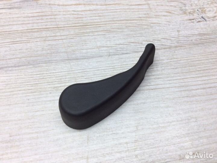 Ручка открывания капота Renault Arkana пробег 46