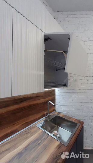 Кухня новая